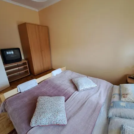 Apartment Pinter *