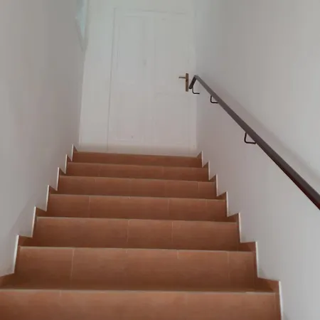 Pinter Apartment