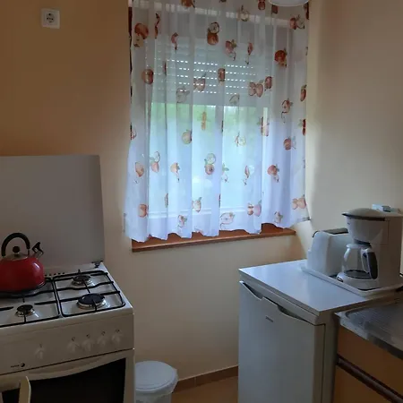 Apartment Pinter *