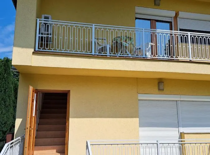 Appartamento Pintér *